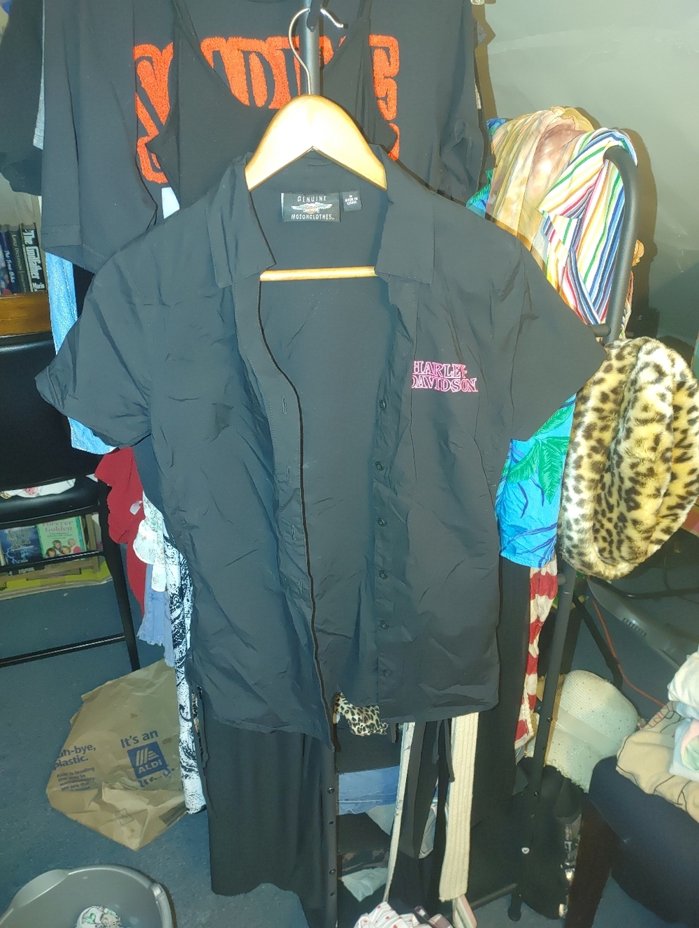 Harley-Davidson Black Shirt with Pink Embroidered Logo